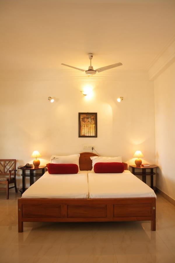 Raja Hotel Kovalam Luaran gambar