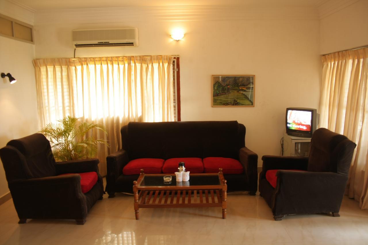 Raja Hotel Kovalam Luaran gambar
