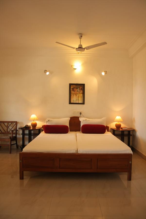 Raja Hotel Kovalam Luaran gambar