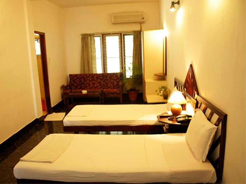 Raja Hotel Kovalam Luaran gambar